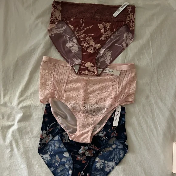 3 SOMA size XL panties NWT. MSRP $62 - Picture 1 of 4